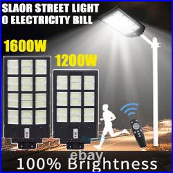 1600W Commercial LED Solar Street Flood Light Outdoor Dusk to Dawn Wall Lamp
