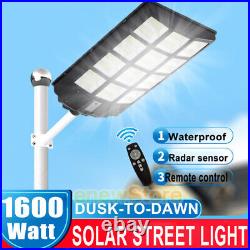 1600W Commercial Solar Street Light LED Full Brightness Dusk-to-Dawn Road Lamp
