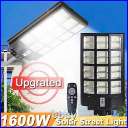 990000000000LM 1600W Commercial Solar Street Light Parking Lot Road Spotlight US